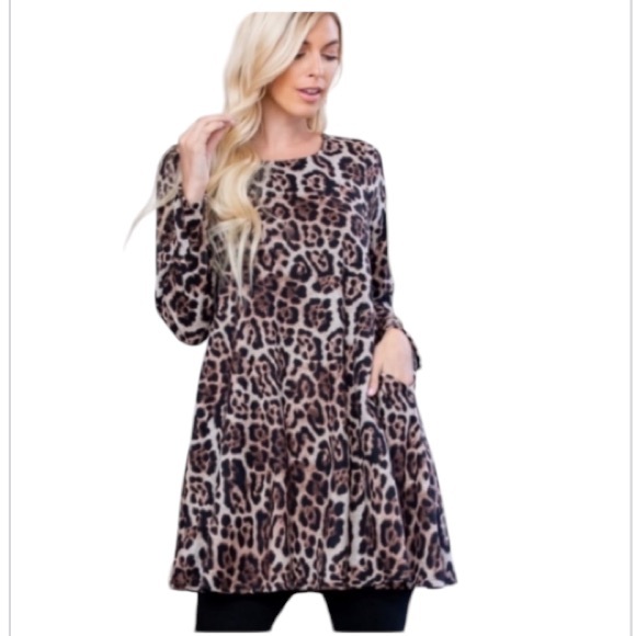 COPY - Leopard shirt with pockets women’s long sleeve - Picture 4 of 7
